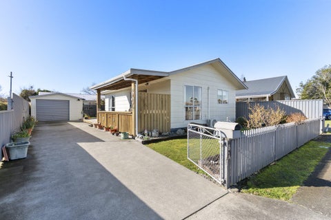 5 Moore Crescent, Carterton, Carterton