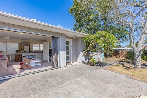 2/62 Taharoto Road, Takapuna, Auckland