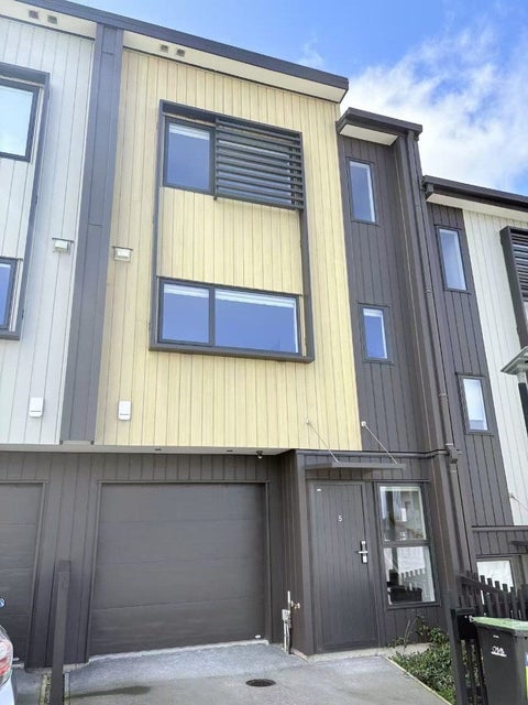 5 Battersby Lane, Windsor Park, Auckland