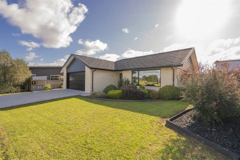 2 Debenham Drive, Whitianga, Whitianga