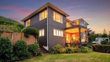 115 Winara Avenue, Waikanae