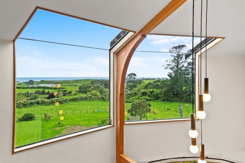 647 Plymouth Road, Koru, New Plymouth