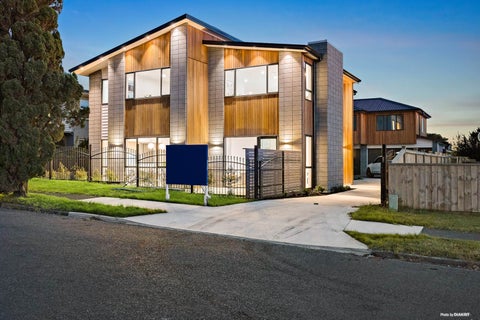 16A Gulf Crest, Bucklands Beach, Auckland