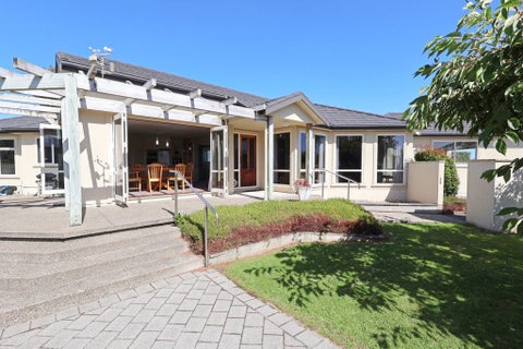 73 Rosewood Drive, Rosedale, Invercargill