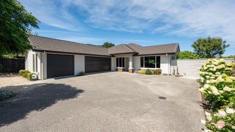 102 Champion Road, Richmond