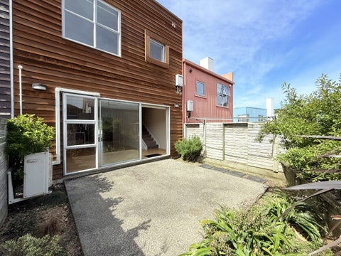 74 Saddleback Grove, Karori, Wellington