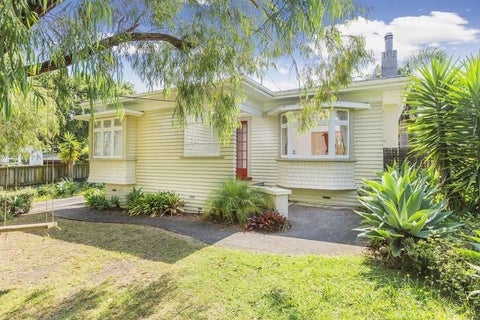 172 Lake Road, Belmont, Auckland