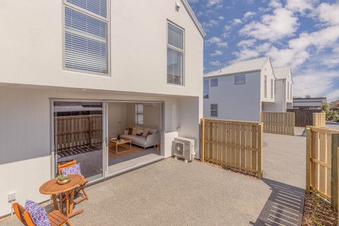 2/118 Oram Avenue, New Brighton, Christchurch