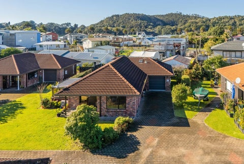 16B Albert Street, Whitianga, Whitianga