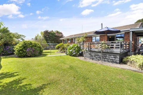 8 Robyn Hyde Place, Leamington, Cambridge