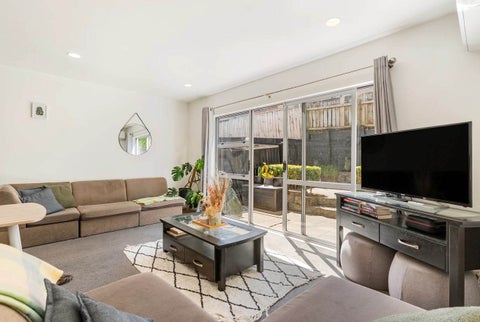 15/218 Captain Springs Road, Te Papapa, Auckland