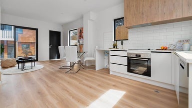 2/18 Dellwood Avenue, Henderson, Auckland