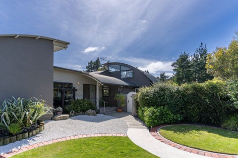 6 Broadway Avenue, Waikuku Beach, Waikuku Beach