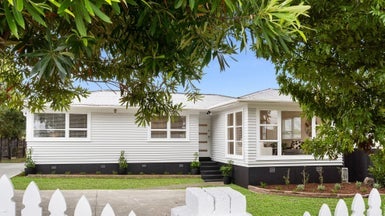 11 Clayton Road, Manurewa, Auckland