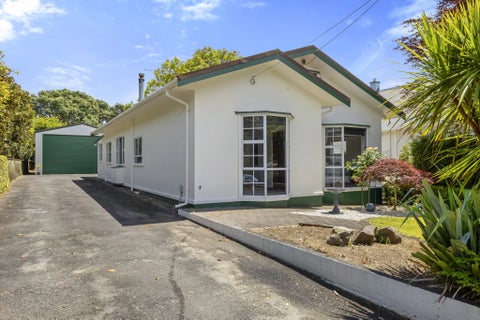 14 Peace Avenue, Moturoa, New Plymouth