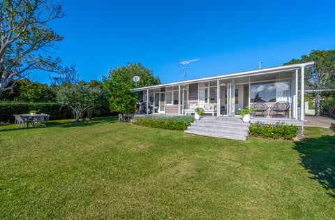 41 Seymour Road, Mellons Bay, Auckland
