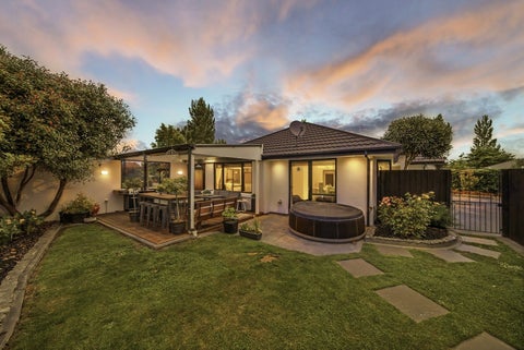 11 Baltic Place, Northwood, Christchurch