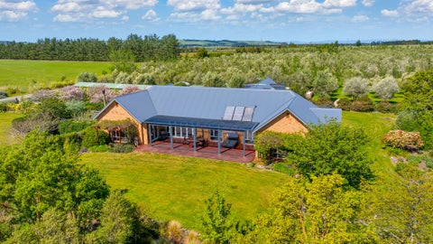 325 Georges Road, Glasnevin, Amberley