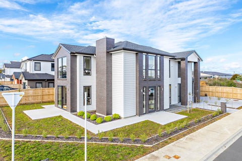 2 Rauaruhe Road, Rosehill, Papakura
