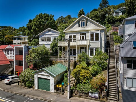 123 Glenmore Street, Kelburn, Wellington