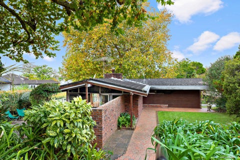 16 Chatfield Place, Remuera, Auckland