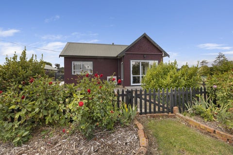 66 London Street, Hampden, Hampden