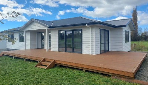 2520 State Highway 2, Ahikōuka, Greytown