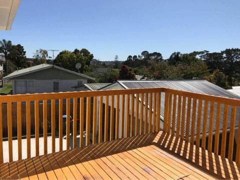 72 Commodore Drive, Lynfield, Auckland