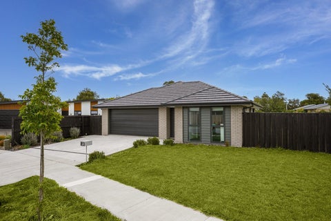 6 Cleaver Street, Woodend, Woodend