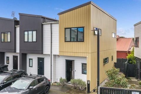 22/47A Huntington Drive, Huntington Park, Auckland