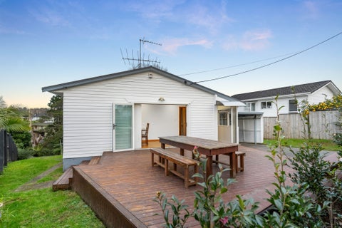 48 Chippendale Crescent, Birkdale, Auckland