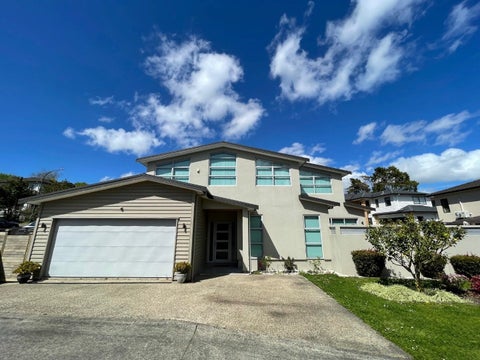 8 Mana Lane, Pinehill, Auckland