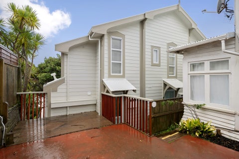 13C Lawrence Street, Newtown, Wellington
