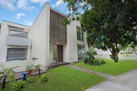 44 Figaro Crescent, Takanini, Auckland