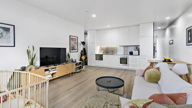 1B/4 Fisher-Point Drive, Auckland Central, Auckland