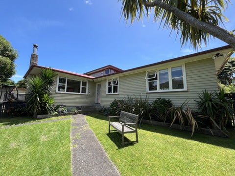 5 Smith Street, Paekakariki