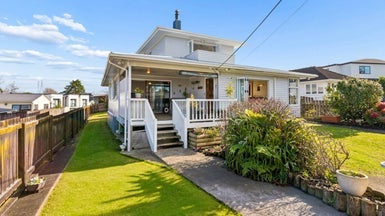 64 Titoki Street, Te Atatu Peninsula, Auckland