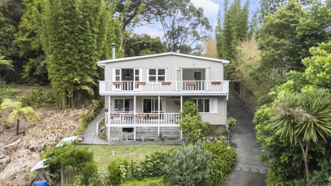 126 Candia Road, Henderson Valley, Auckland