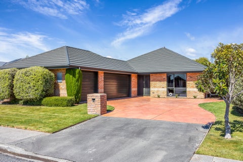 24 Paget Drive, Woodend, Woodend