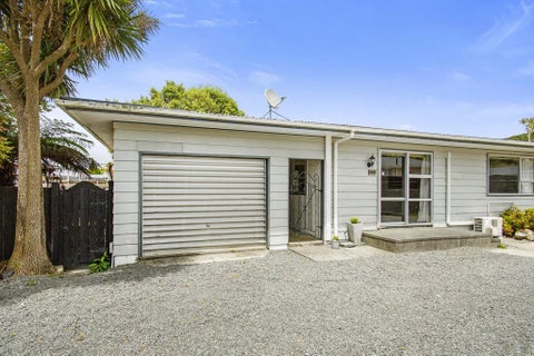 2/307 Wellington Road, Wainuiomata, Lower Hutt