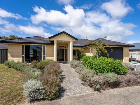 6 Santa Teresa Court, Paraparaumu Beach, Paraparaumu