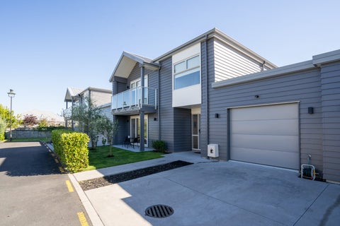 16 Tucker Close, Leamington, Cambridge