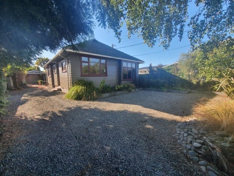 178 Bower Avenue, New Brighton, Christchurch
