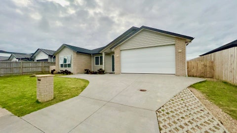 64 Symes Drive, Red Beach, Red Beach