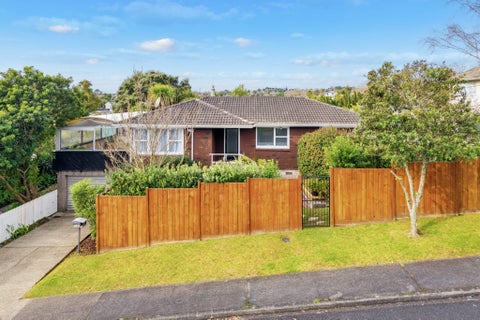 16 Roick Parade, Glen Eden, Auckland