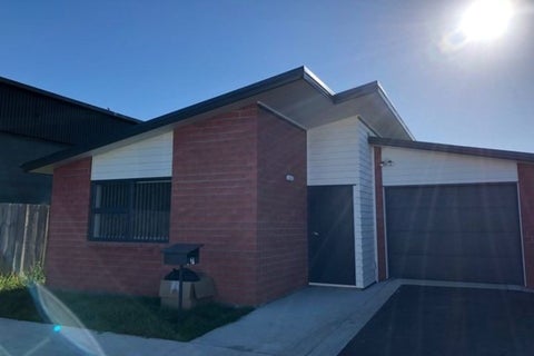 5 Duin Lane, Wiri, Auckland