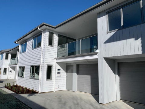2/58 Wellington Street, Hamilton East, Hamilton