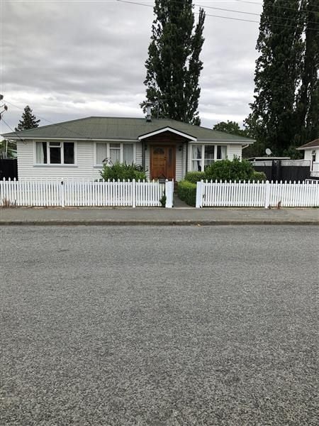 35 Elizabeth Street, Riversdale, Blenheim