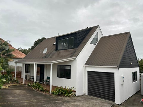 2/74 Whitford Road, Botany Downs, Auckland