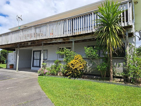 87 Tiroroa Avenue, Te Atatu South, Auckland